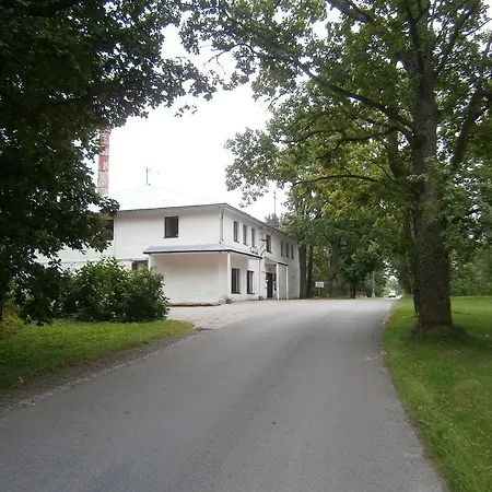 White House Puhkemaja Uulu