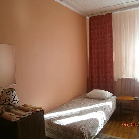 White House Hostel Uulu