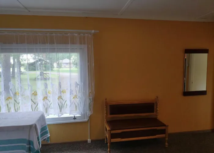 ホステル White House Puhkemaja